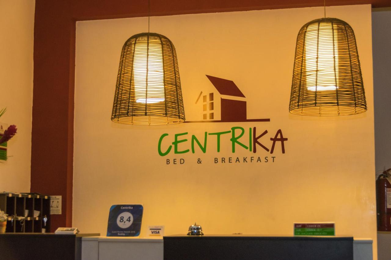 Hostal "Centrika" タラポト エクステリア 写真