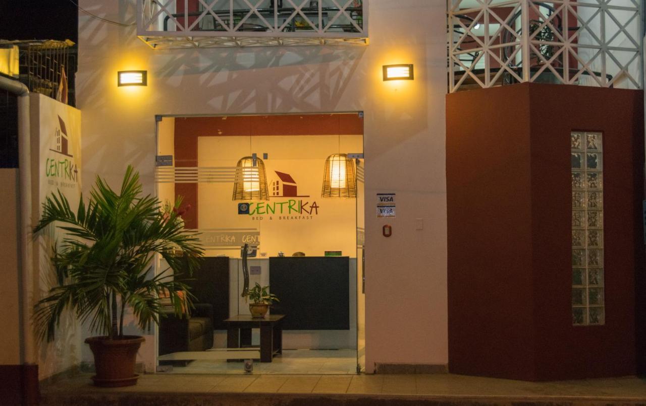 Hostal "Centrika" タラポト エクステリア 写真