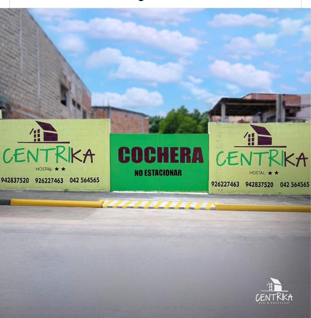 Hostal "Centrika" タラポト エクステリア 写真